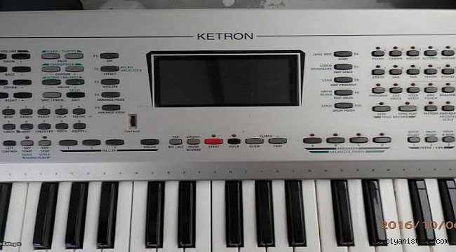 ketron-xd9-musici-set.jpg