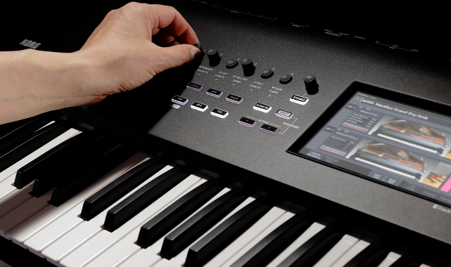 Korg Nautilus vs. Korg Kronos - Which One is Better?